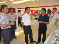 南平市委副書記黃福清、市委常委統(tǒng)戰(zhàn)部部長黃健平一行視察虹潤公司