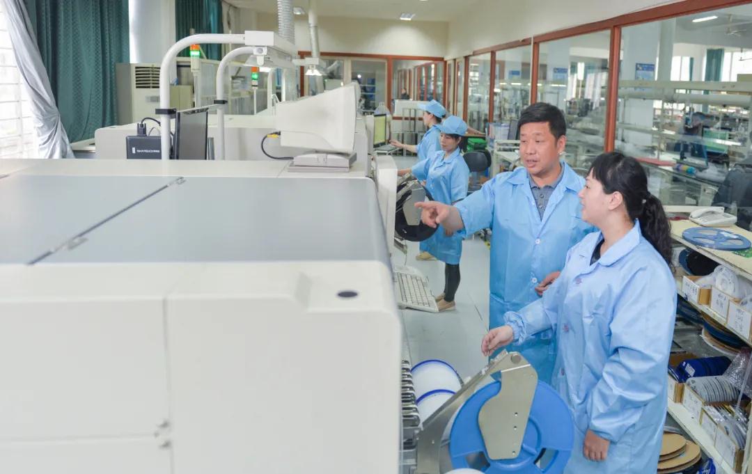 閩北日?qǐng)?bào)2020年12月11日?qǐng)?bào)道：苦練“內(nèi)功”！閩北這家企業(yè)不斷增強(qiáng)核心競(jìng)爭(zhēng)能力